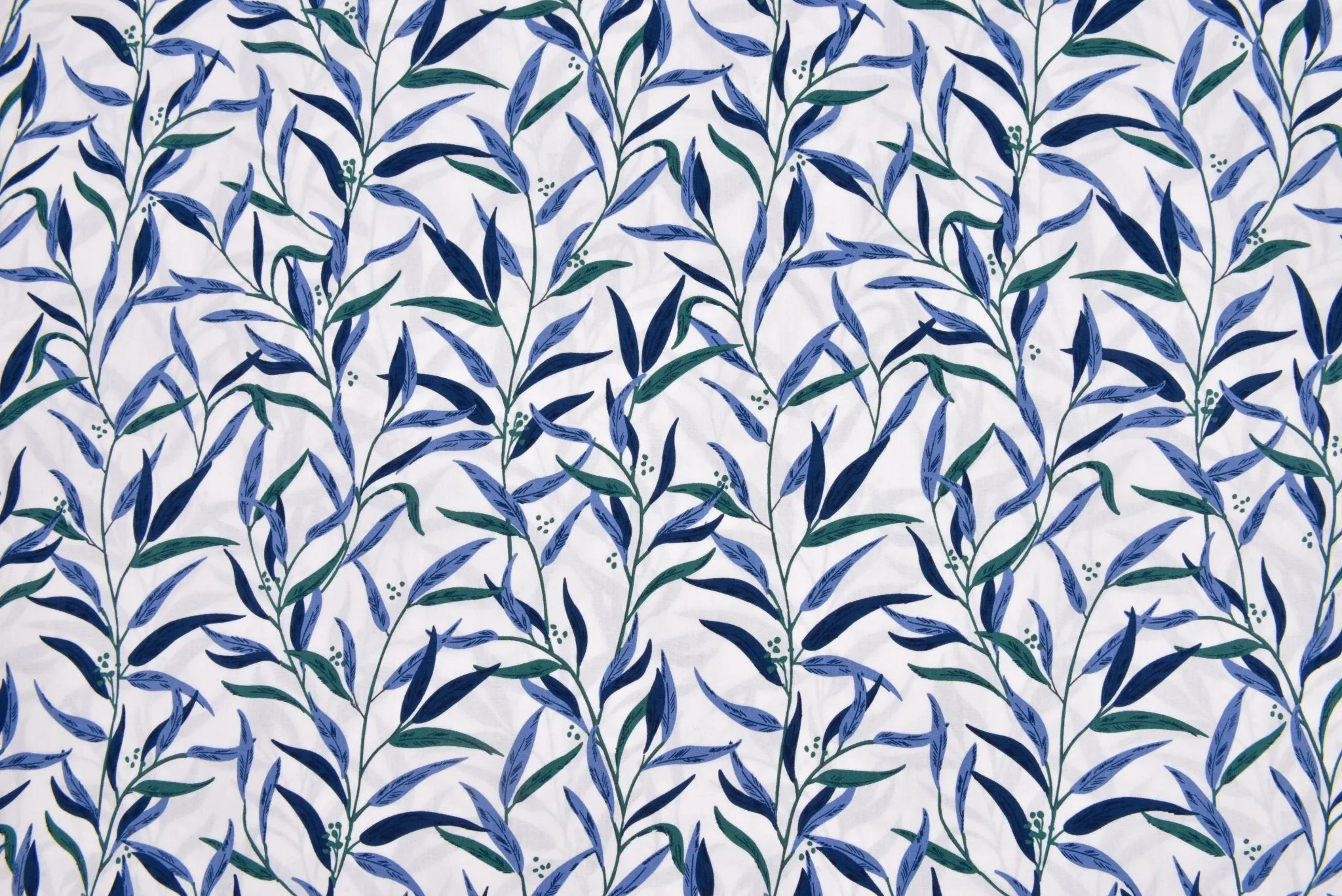 100% Cotton Loom Line Modern Leaves Fabric - 144