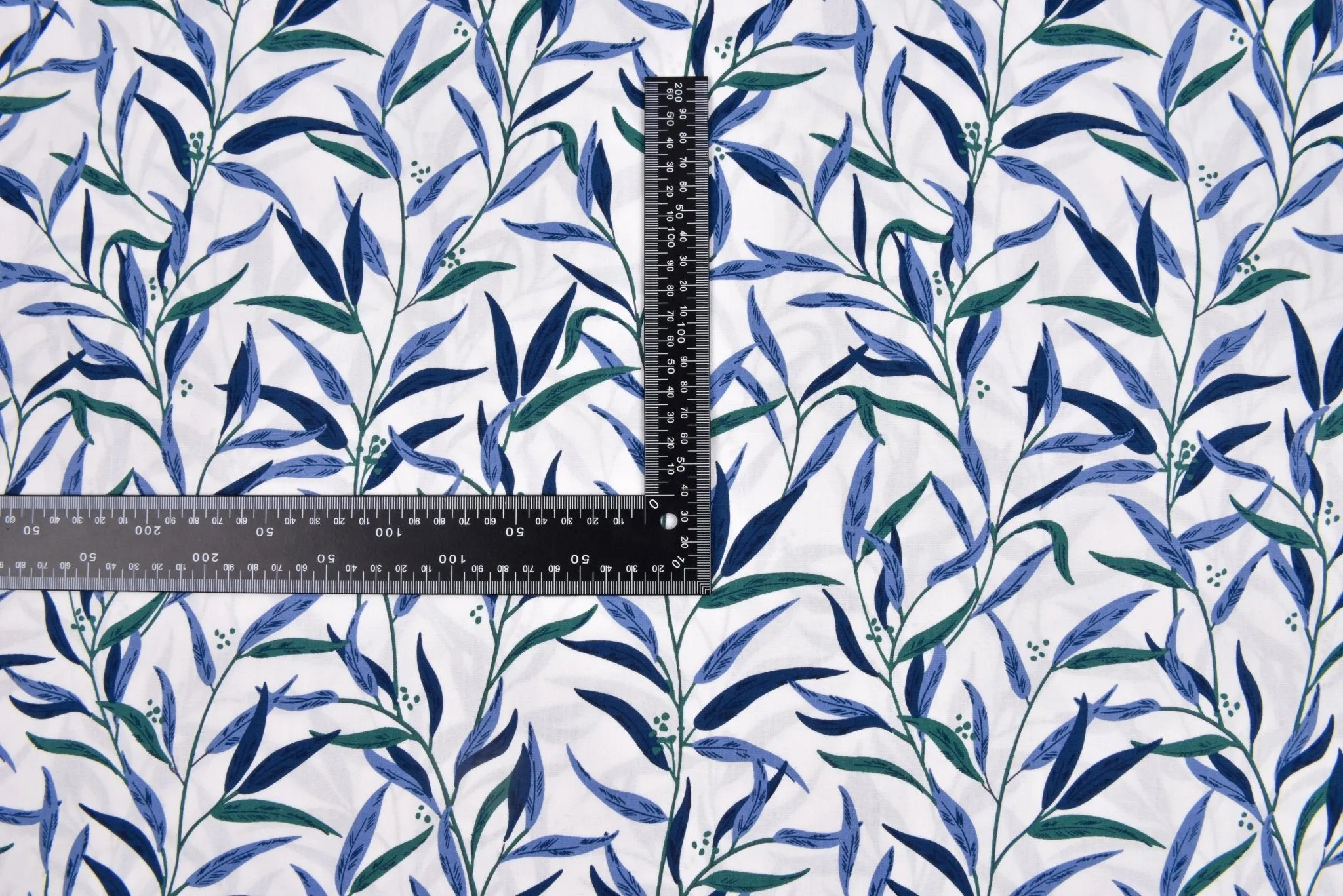 100% Cotton Loom Line Modern Leaves Fabric - 144